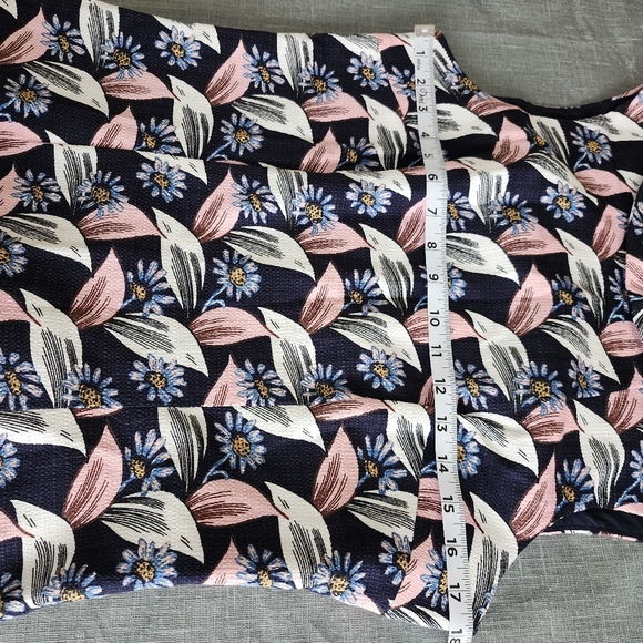 Boden‎ Martha Floral Sleeveless Top Lined- Navy and Pink size 8 - Picture 10 of 11